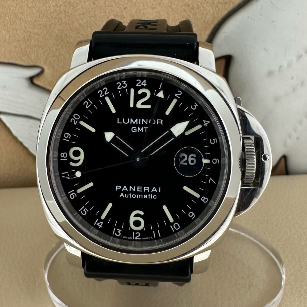 Panerai Luminor GMT PAM00110